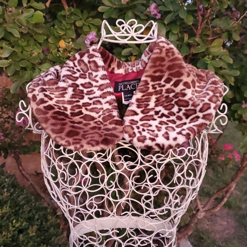 The Children's Place 24 Months Leopard Faux Fur Collar Scarf